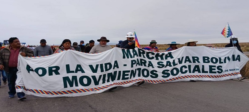 Marcha ‘evista’ a La Paz, Omasuyos inicia el cerco, Fencomin se suma a los bloqueos de la COB