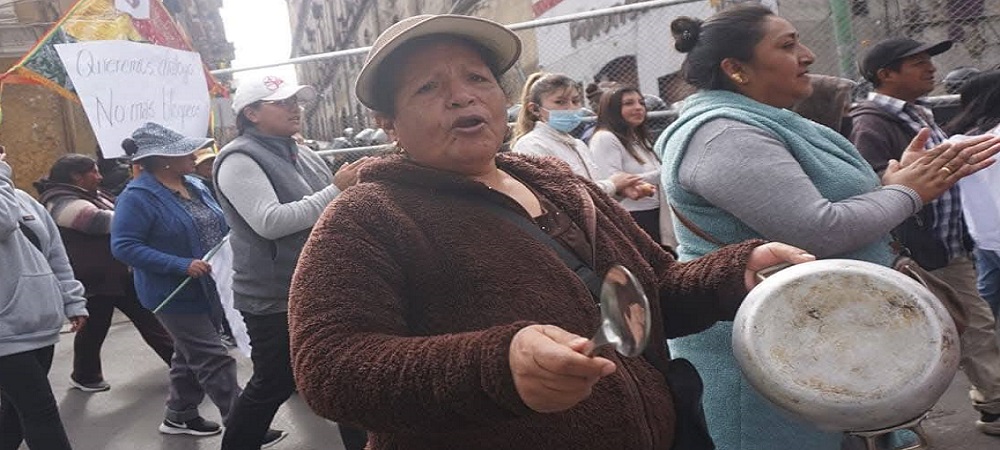 La conflictividad no amaina, ollas vacías en La Paz y gasificación en Parotani marcaron este martes