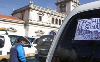 La Confederación de Choferes de Bolivia ratifica el paro de 24 horas desde las 00.00 de este martes