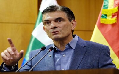 La Paz sitiada por bloqueos, Rodrigo Paz llama a deponer actitudes radicales, beligerantes y pacificar Bolivia