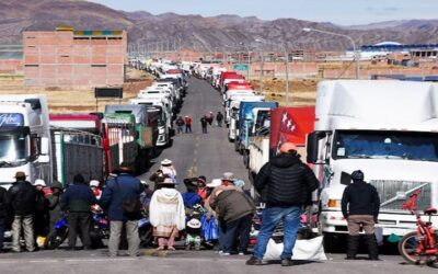 5.000 camioneros parados, la dirigencia de choferes dan plazo de 48 horas para el desbloqueo