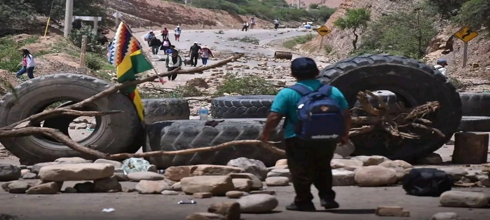 Día 33: Suman 103 puntos de bloqueos en Bolivia, hay otra víctima fatal por falta de auxilio