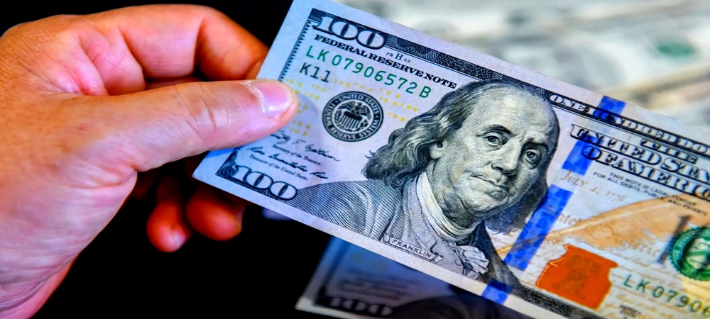La cotización flexible del tipo de cambio del dólar no solucionará la crisis económica en Bolivia