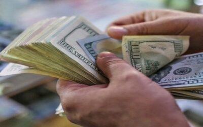 Este lunes, el valor del dólar parte en Bs 9,73 y todos los días cambiará ¿Se trata de una devaluación?