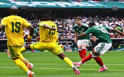 México se impuso por 2-0 a Sudáfrica en el arranque del Mundial