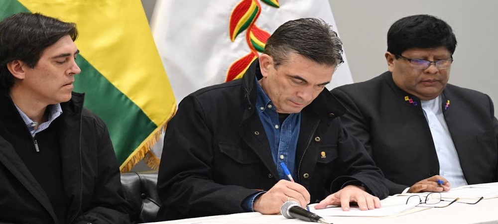 Cuando urge medidas prontas, Rodrigo Paz se toma todo el tiempo, dice que seguirá insistiendo en el diálogo