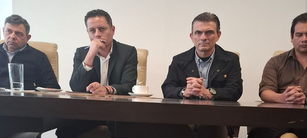 El conflicto los junta; Rodrigo Paz y Edmand Lara liman asperezas y juntos buscan la salida a la crisis