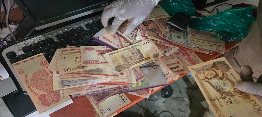 Los billetes falsificados de una imprenta en Achocalla entraron en circulación