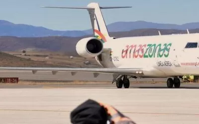 Pasajeros los más perjudicados por el retiro de matrículas de cuatro aviones de Amaszonas