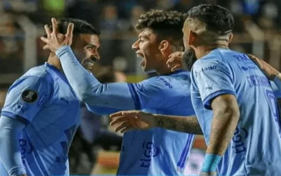 Bolívar se impone en La Paz 3-1 al Paranaense en un partido que pudo tener mayor diferencia a favor (vea el resumen)