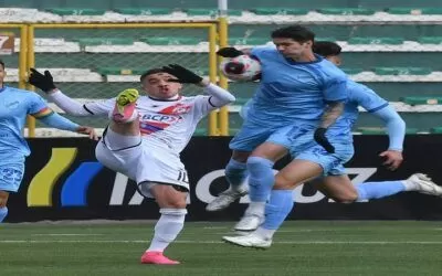 Bolívar sufrió, pero supo remontar y sometió 4-3 a Nacional Potosí en un partidazo (vea el resumen)