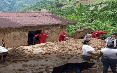 Por segunda vez, riada y mazamorra entierran viviendas y calles en Las Mercedes en La Asunta-Sud Yungas