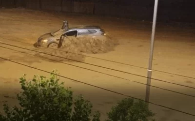 La Paz sufre con rigor la temporada de lluvias: Achumani está en medio del lodo tras la mazamorra y desborde del Huayllani, una persona perdió la vida