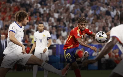 España gana 2-1 a Francia y pasa a la final de la Eurocopa