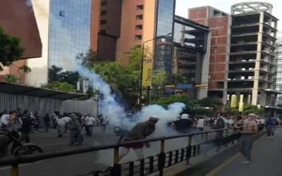 Escala a cuatro los muertos y al menos 46 los detenidos en Venezuela en las represiones en contra del régimen de Maduro