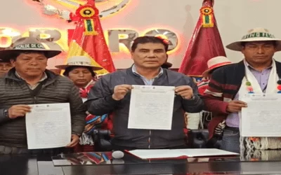 Gobernación de Oruro y la Alcaldía y comunarios de Caracollo firmaron acuerdo, pero el bloqueo entre La Paz y el resto de Occidente se mantiene