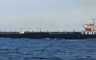 Un buque de procedencia rusa espera desembarcar en Arica unos 42 millones litros de diésel