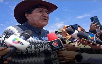 Grave riesgo para la prensa en la marcha de Evo Morales, periodistas de Btv fueron agredidos, luego del atropello a una periodista de Cadena A y a un medio digital