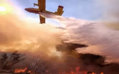 El presidente Arce instruye a Defensa la contratación de aviones cisterna para sofocar los incendios forestales