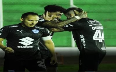 Bolívar, campeón, campeón, campeón, merecido campeón del Clausura del Torneo Profesional del Fútbol boliviano