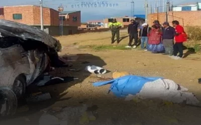 Tragedia de Navidad: 13 muertos y otros tres heridos en choque frontal entre un minibús y un camión en la vía La Paz-Oruro