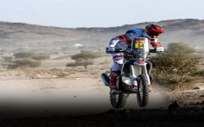 Dakar: Daniel Nosiglia está entre los primeros, cayó en la etapa 26, sin embargo, se detuvo a ayudar a otro piloto