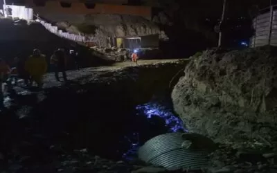 La lluvia de la noche y la madrugada causó otro deslave en Bajo Llojeta y retornó la zozobra, seis viviendas quedaron afectadas