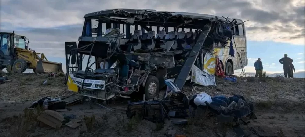 Accidente en sábado de Carnaval: Aparatoso siniestro de tránsito en la vía Colchane-Atocha se salda con 37 muertos