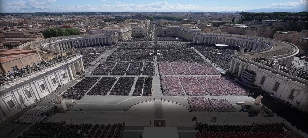 Unas 250.000 personas dieron el último adiós a Francisco considerado el ‘papa de los pobres’