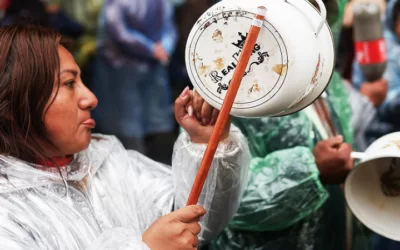 Las crisis social y económica agudiza en Bolivia; filas por combustibles y aceite son el trauma de todos los días