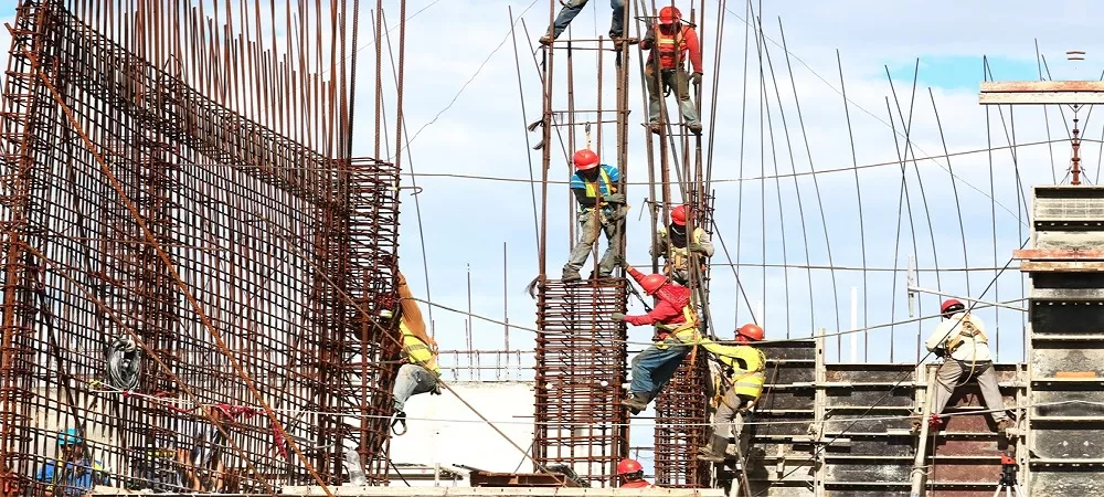 El Gobierno da holgura a constructoras, amplía hasta el 31 de octubre ajuste de precios en obras públicas