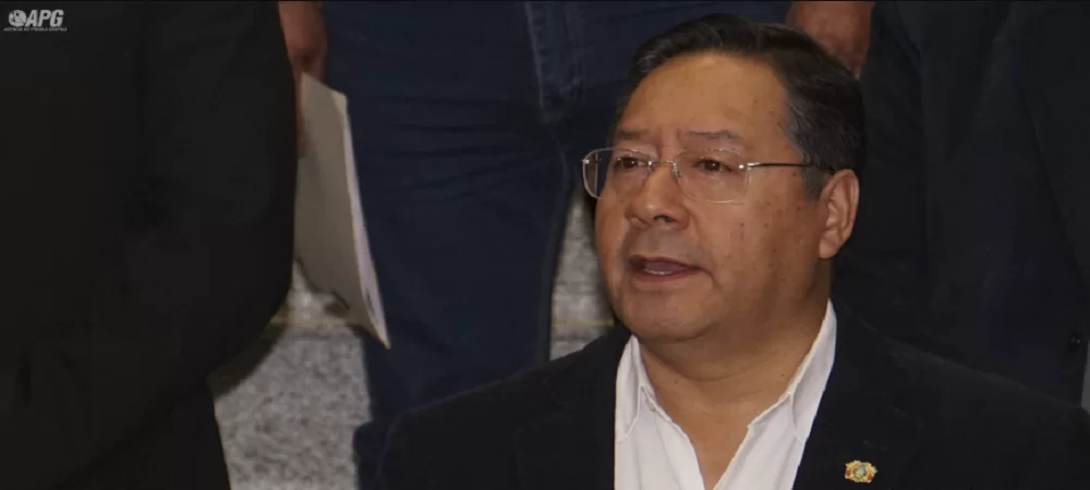 Luis Arce garantiza la provisión de combustibles a partir del lunes 26 de mayo