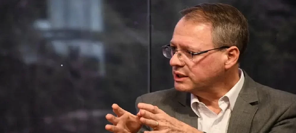 El economista Jaime Dunn oficializa su postulación a las elecciones por NGP, lo acompaña Édgar Uriona
